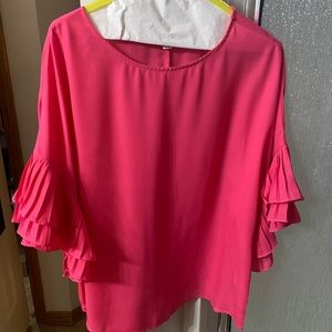 Pink quarter length sleeve blouse with scoop neck